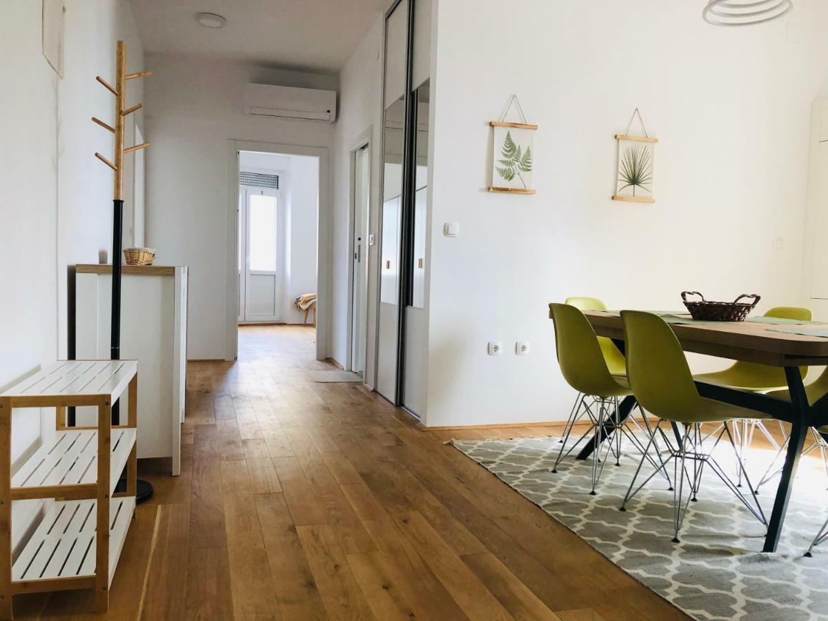 Kolovare Beachfront Apartment 자다르 외부 사진